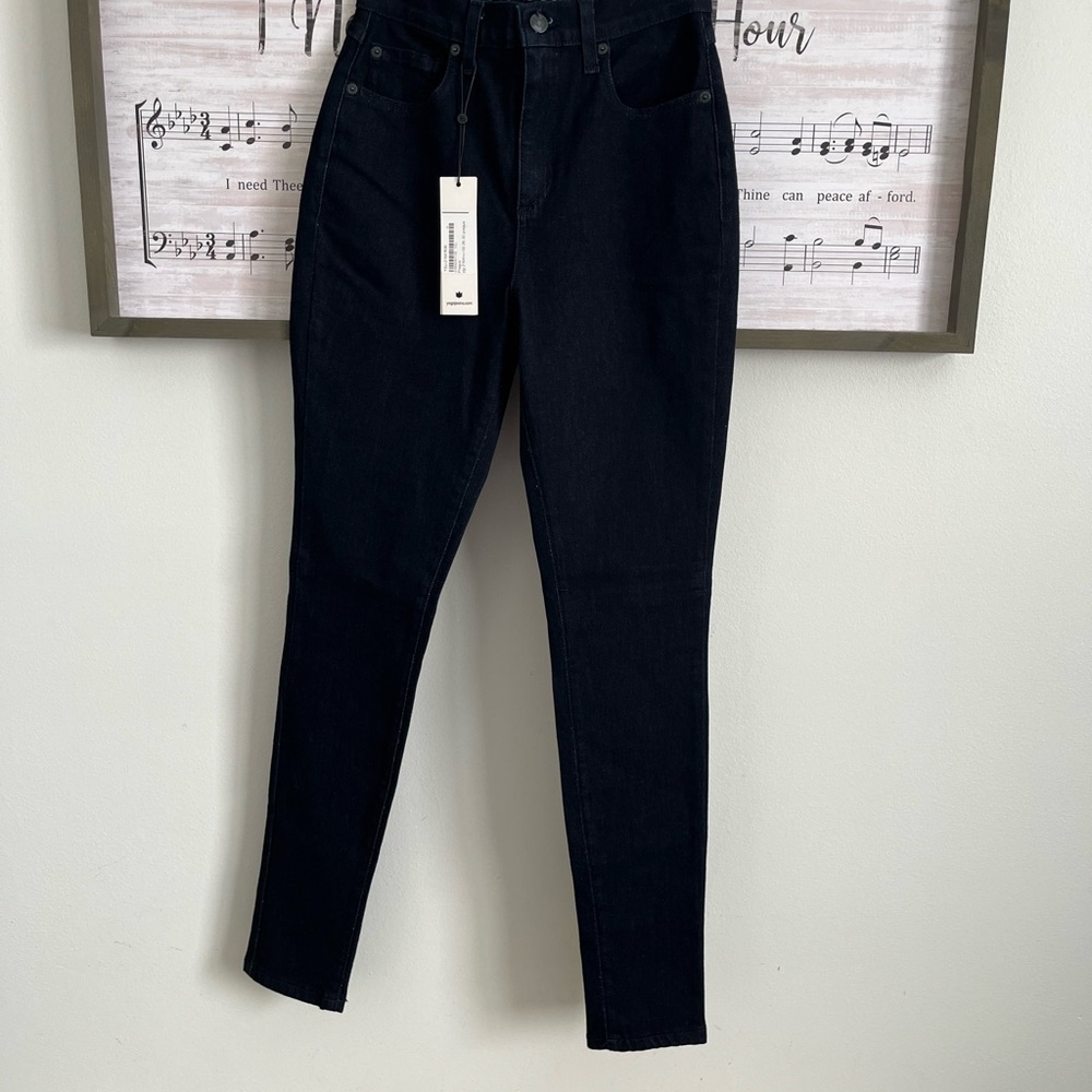 Elegant Black Skinny Jeans for Women